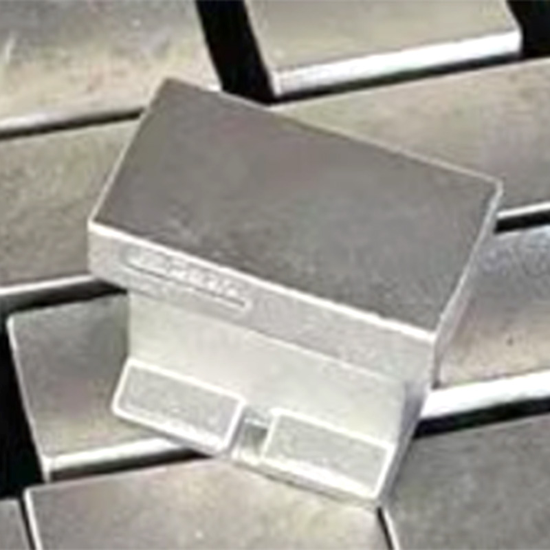 Bricchettatura per colata di precisione